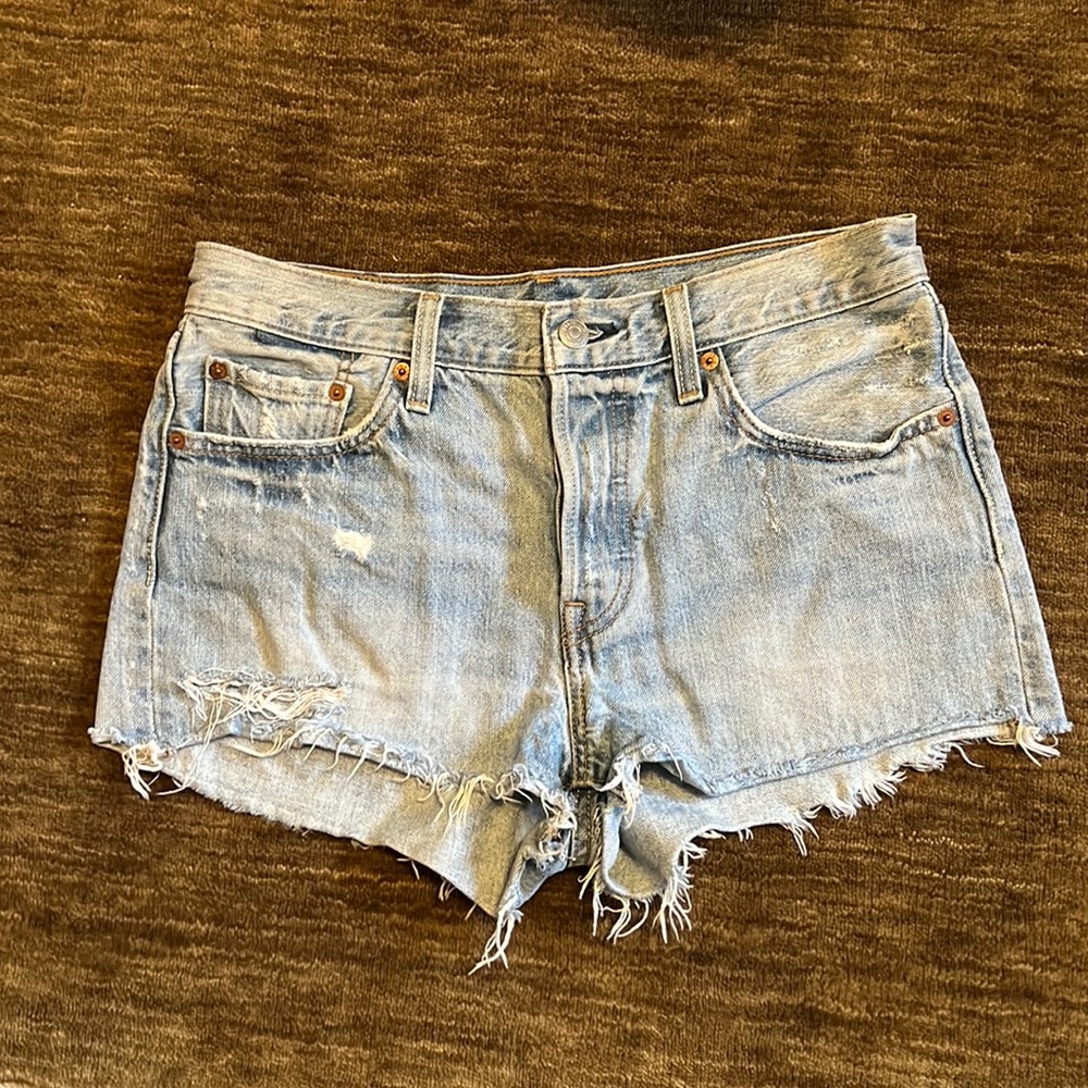 Levi’s high waisted Shorts w28 Great condition